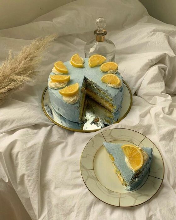 Pastel de menta con naranja ;15 Pasteles aesthetic para presumir en tu cumpleaños