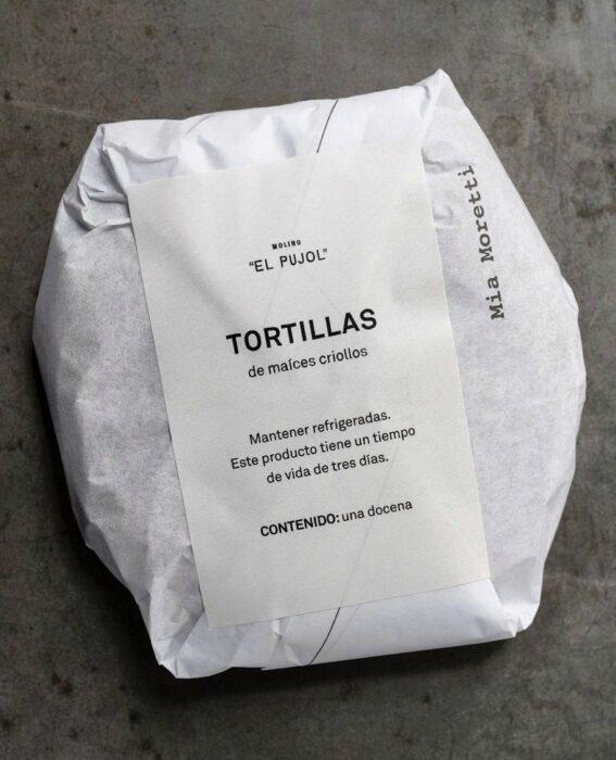 paquete de tortillas pujol con etiqueta 