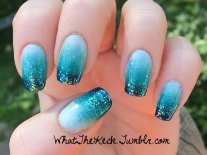 Diseños de uñas con temática de playa para las vacaciones