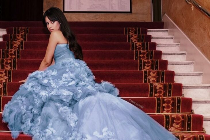 Camila Cabello como Cenicienta en película 