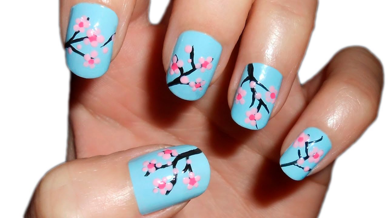 15 Estilos de uñas con diseños japoneses que te encantarán