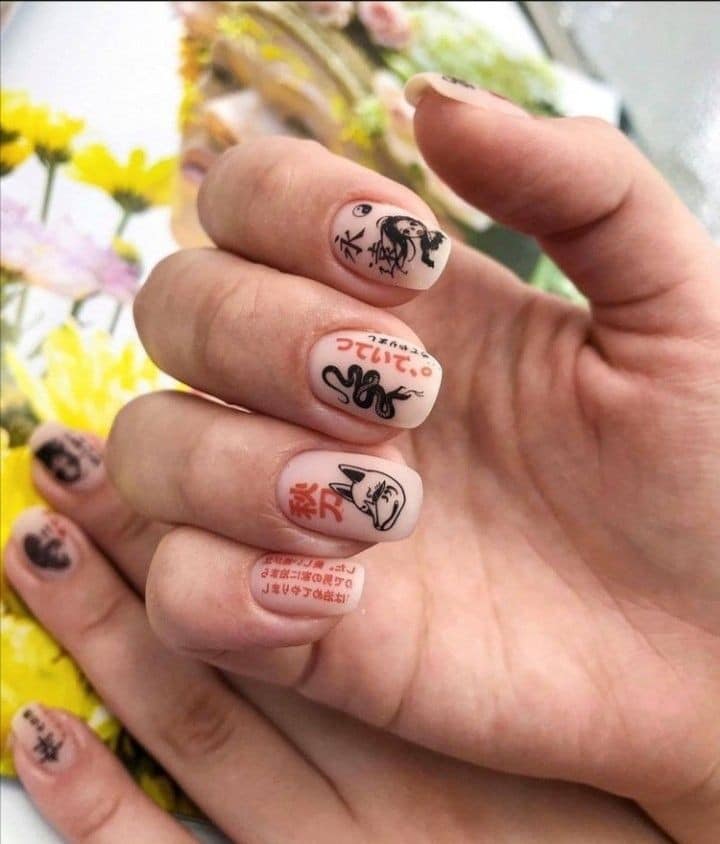 15 Estilos de uñas con diseños japoneses que te encantarán