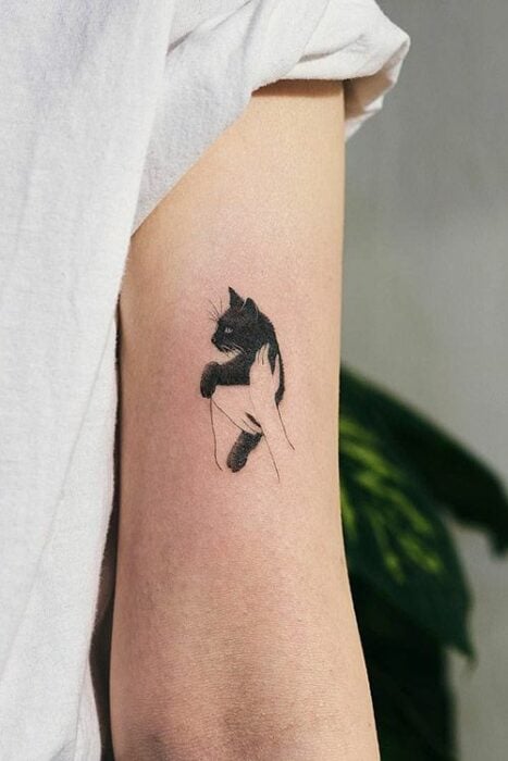 Tatuaje de gatos ;15 Hermosos tatuajes para mostrar que eres una 'animal lover'