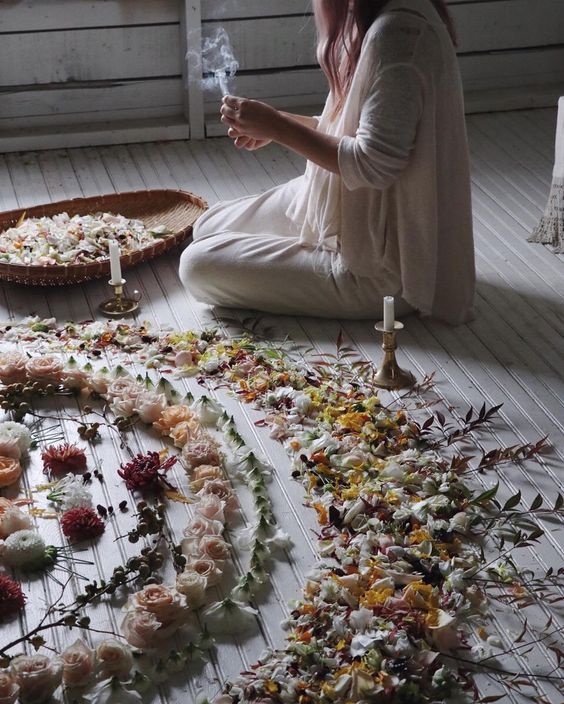 ritual con flores ;17 Imágenes que tu brujita interior amar ver una y otra vez