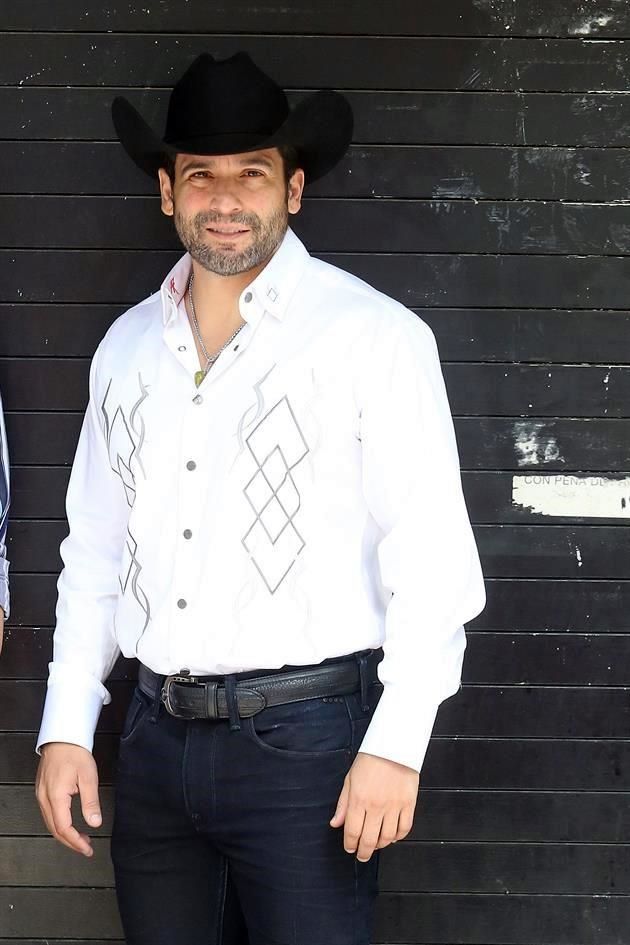 Did Bobby Pulido write &lsquo;Desvelado&rsquo; for Selena? This is the true story