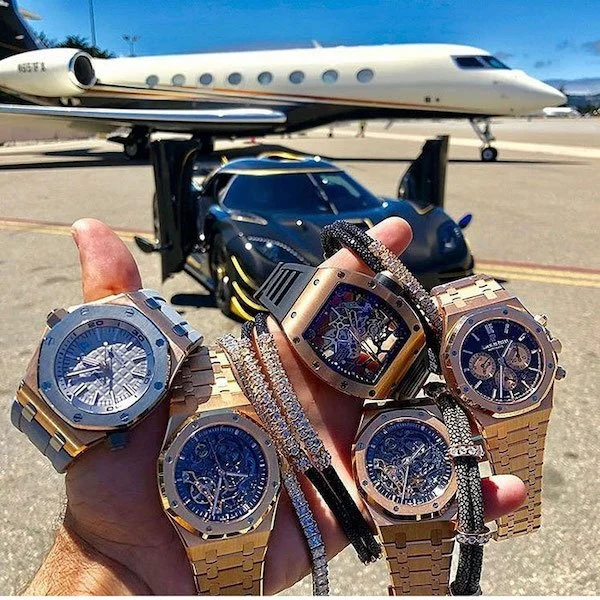relojes de lujo ;20 'Niños ricos' en Instagram que presumen todo lo que compran con el dinero de papá