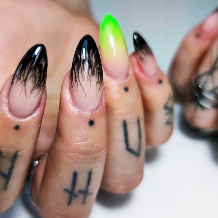 long nails, false nails, manicure, gelish in dark style, esoteric, witches, witchy style, dark academia in shades of black, purple, blue, gold, green, with stars, moons, ghosts and galaxies