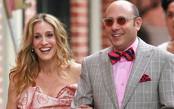 Willie Garson junto a sarah jessica parker 