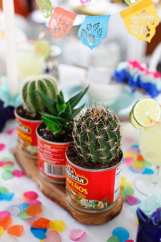 flower pots; Ideas for a Mexican party