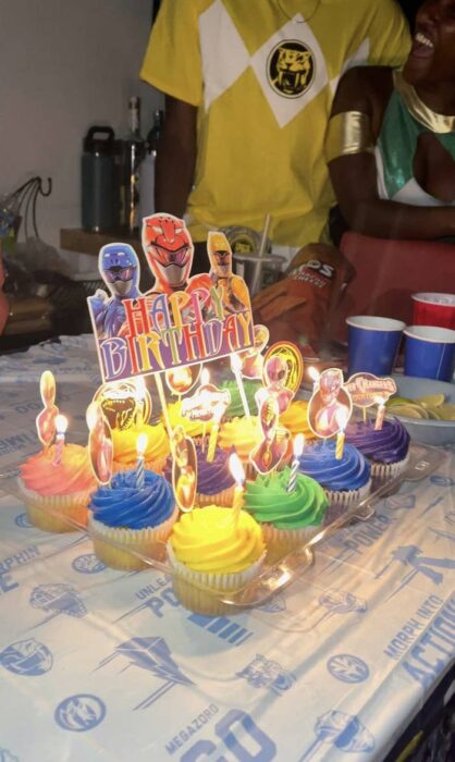 Colorful cupcakes with Power rangers theme 