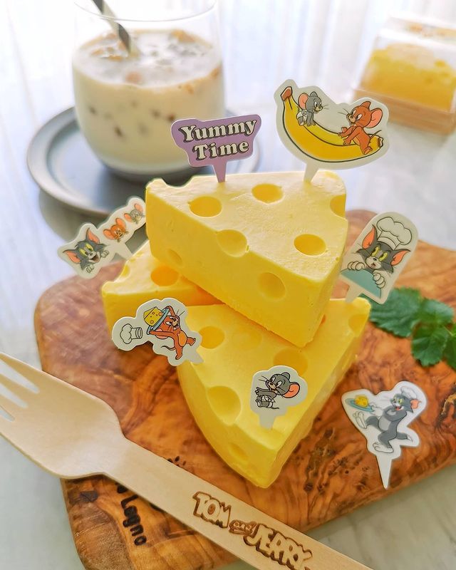 Cheesecake;  Japanese pastry maker creates desserts so 'kawaii' you won't want to eat them