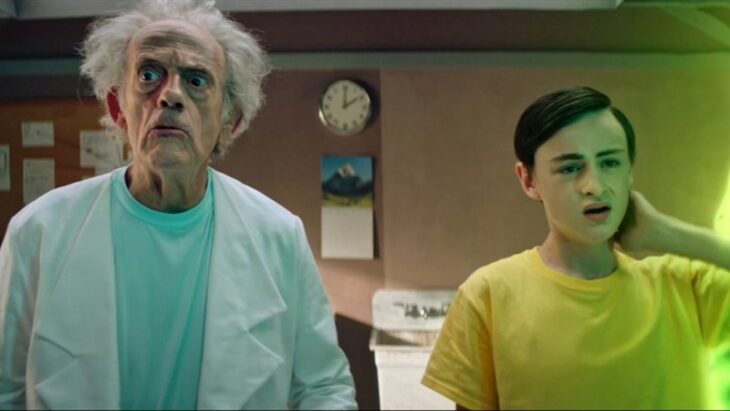 christopher Lloyd y Jaden Lieberher en la versión live action de rick and morty 