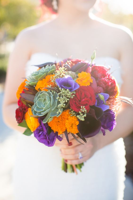 Ramo de flores ;15 Chulísimas ideas para una boda en Día de muertos