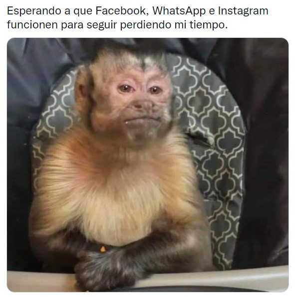 Memes sobre la caída de facebook