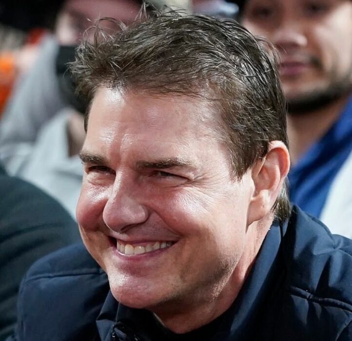 Tom Cruise en un estadio de Beisbol 