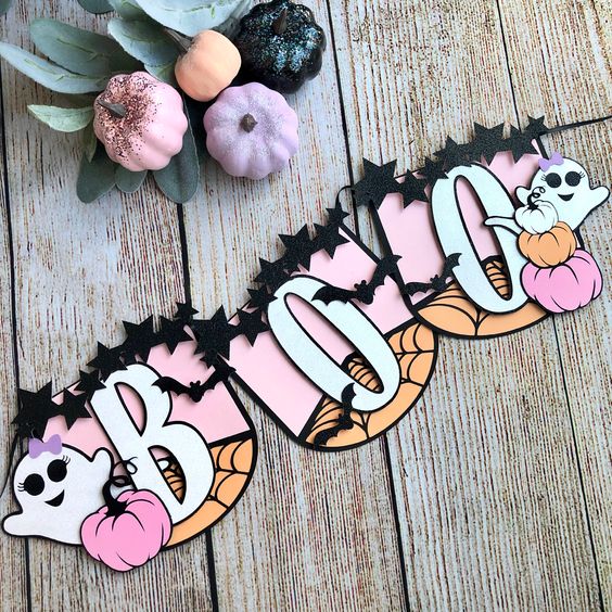 wall decoration; 18 ideas to celebrate your baby shower on Halloween