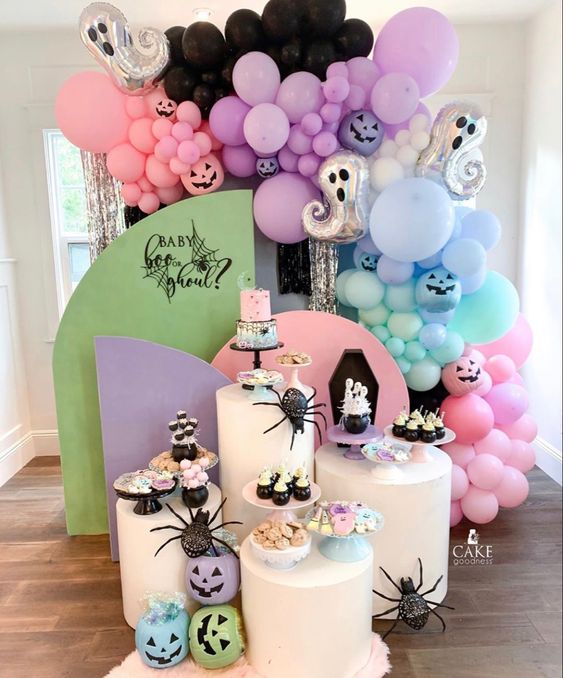 Set de fotografía ;18 Ideas para celebrar tu baby shower en Halloween