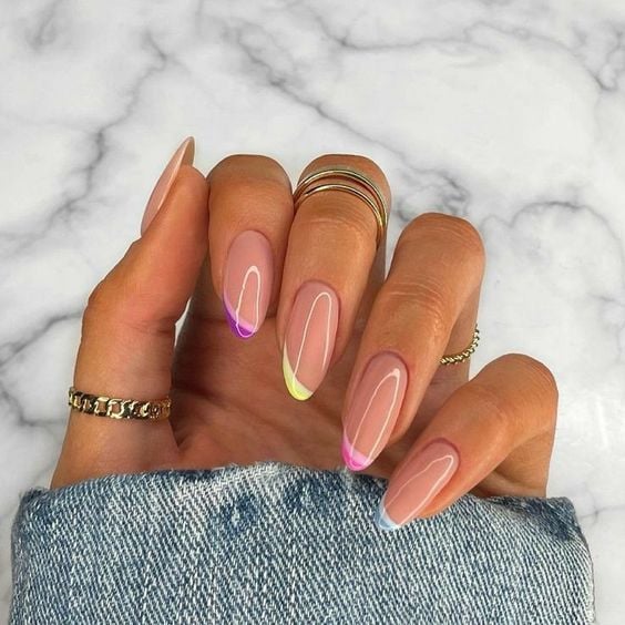 manicura de hilos pastel ;19 Ideas para una manicura en tonos pastel que te alegrarán el día