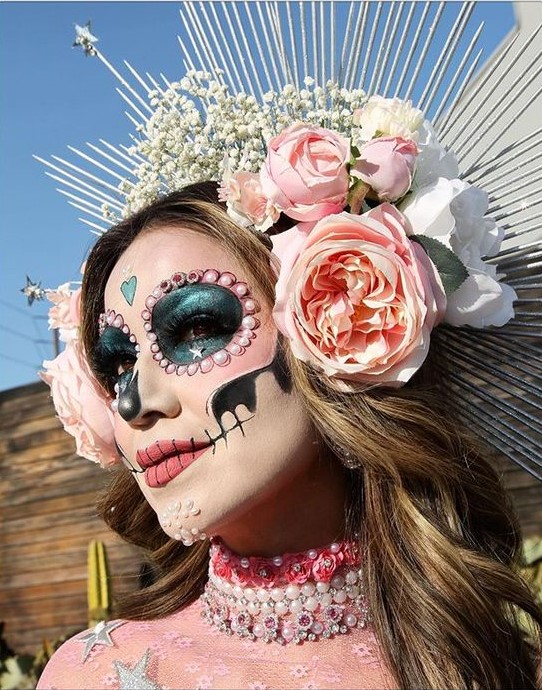 Catrina rosa ;18 Maquillajes de catrina glam para brillar esta Noche de brujas