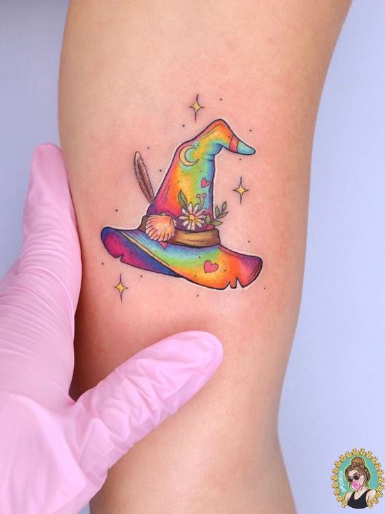 sombrero de colores ;Tatuajes lindos para Halloween