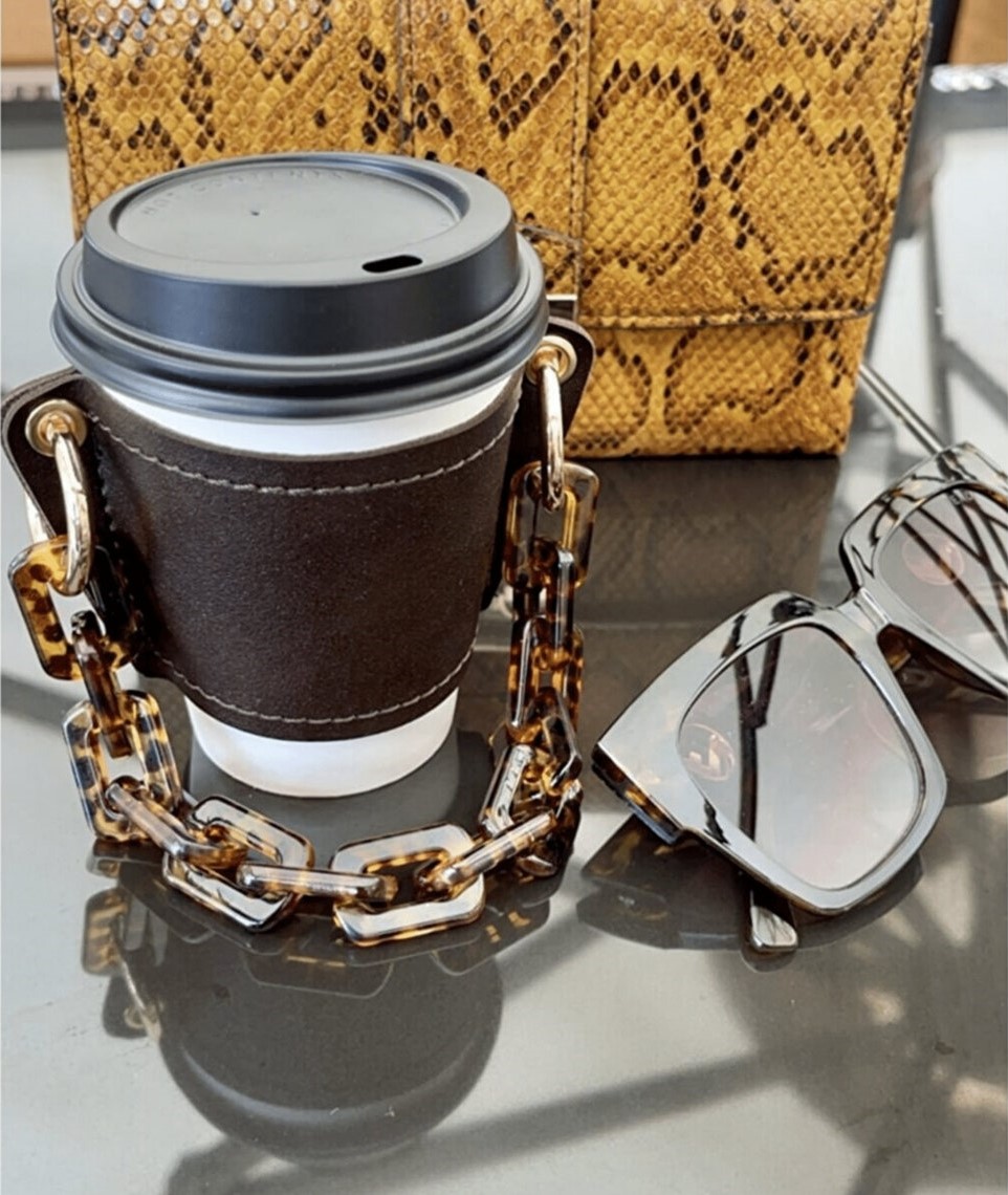 Coffee pocket ;12 Perfect Coffee and Chains to complete your outfit