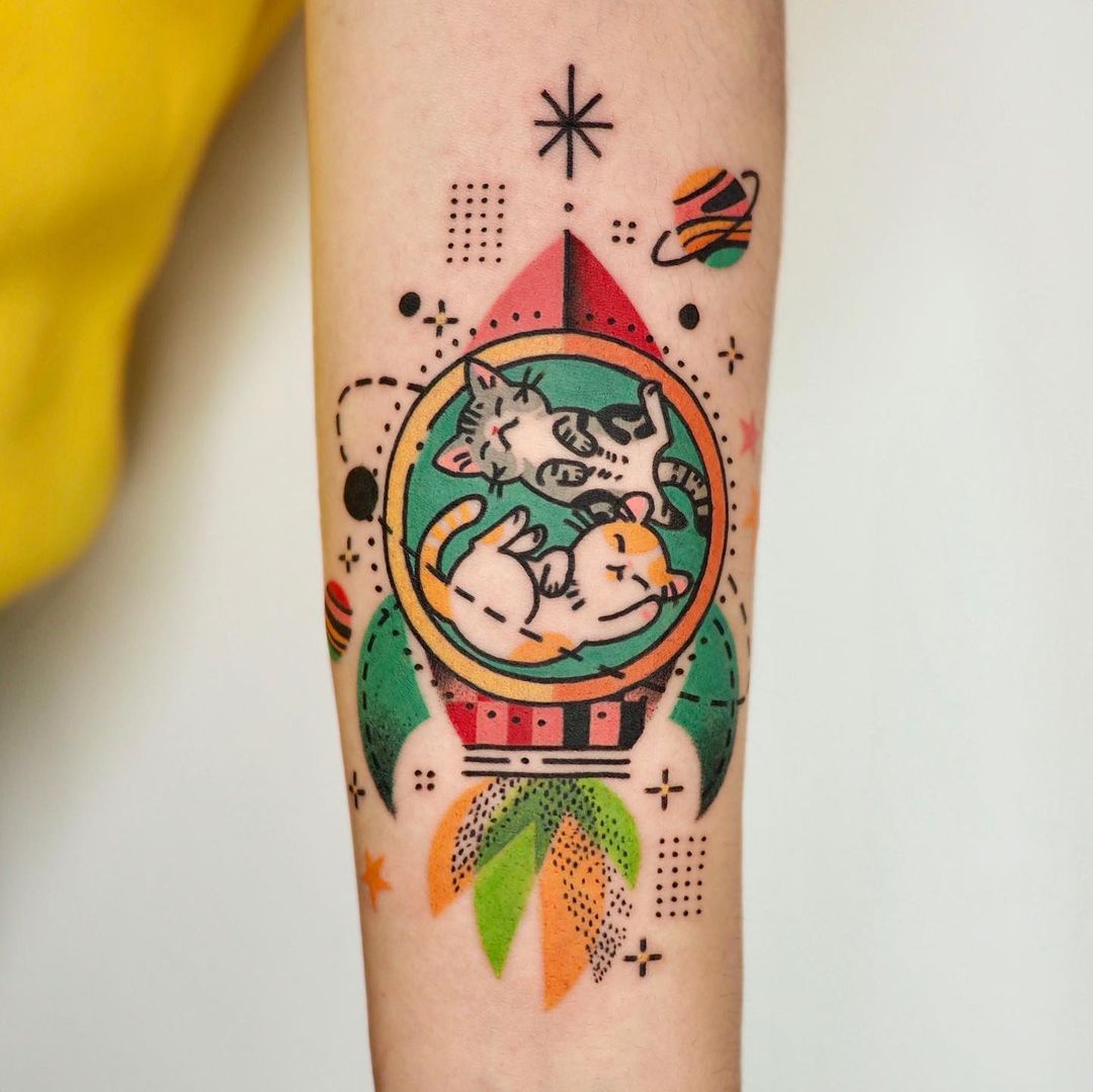 Space kittens; Artist creates beautiful tattoos that will captivate you with the naked eye