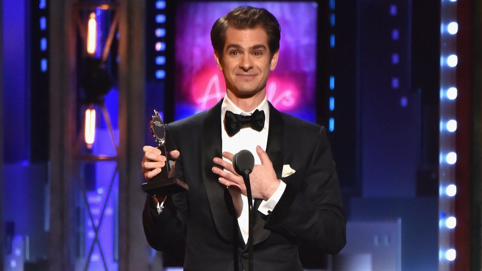 10 curious facts about Andrew Garfield, the actor of the moment