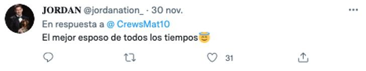 Comments on twitter about Messi's reaction to antonela 