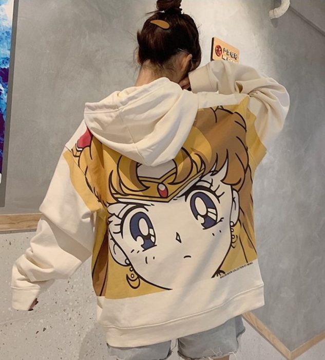 sudadera sailor moon ;15 Sudaderas kawaii para mantenerte calientita 24/7