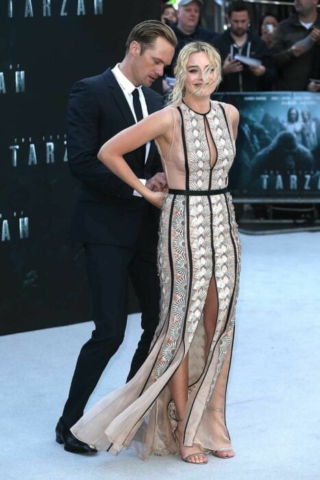 Margot Robbie y Alexander Skarsgård en el estreno de Tarzán