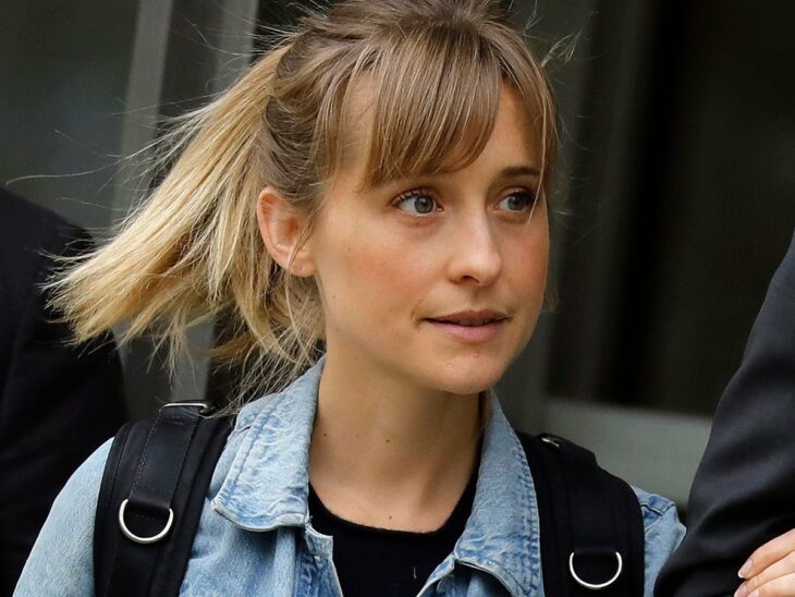 Allison Mack  ;8 Celebridades a las que el mundo amó pero que ahora odia 