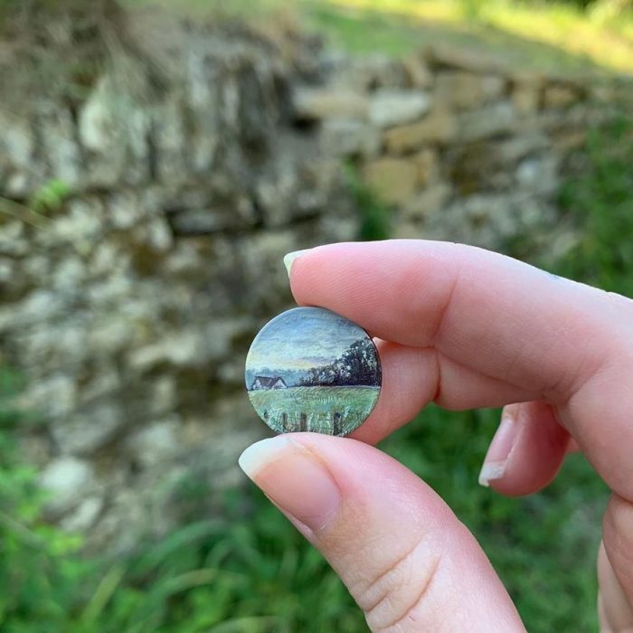 Bosque ;Artista crea hermosas obras de arte sobre monedas; merecen su propia galería