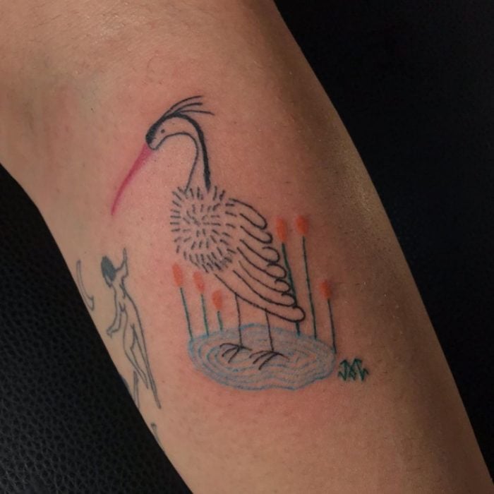 ave ;Esta artista del tatuaje no sabe dibujar pero la gente paga por su trabajo 