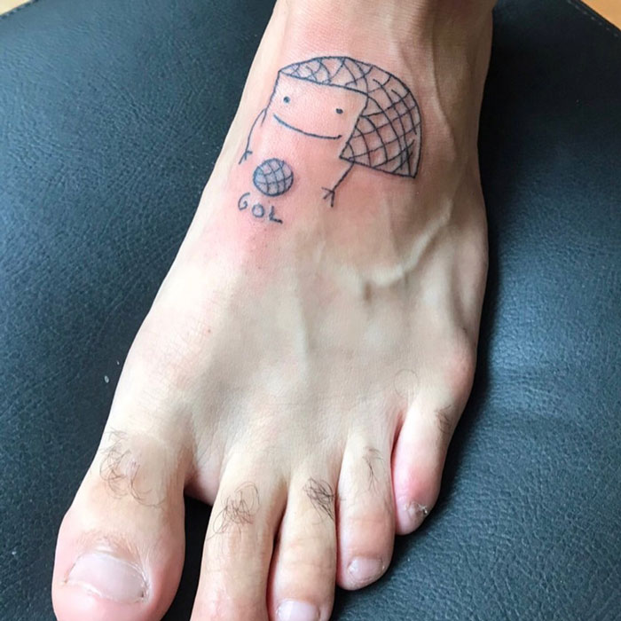 Portería ;Esta artista del tatuaje no sabe dibujar pero la gente paga por su trabajo 