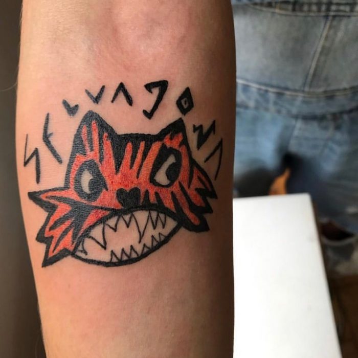 tigre ;Esta artista del tatuaje no sabe dibujar pero la gente paga por su trabajo 