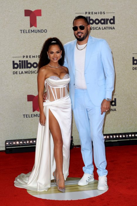 Natti Natasha & Raphy Pina en la alfombra roja de los premios Billboard 