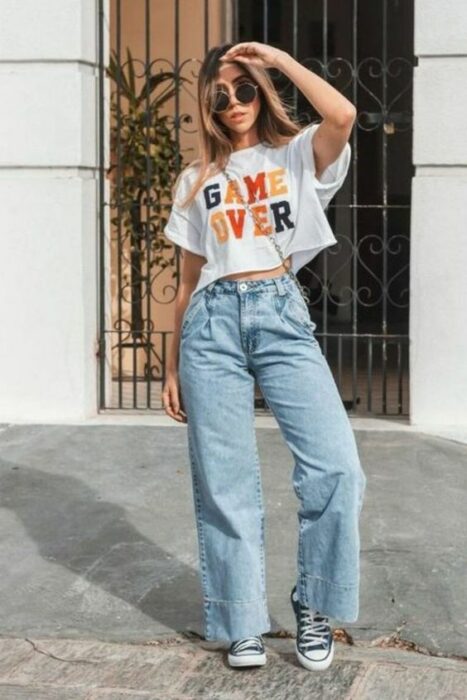 crop top ;16 Increíbles atuendos e-girls para chicas atrevidas