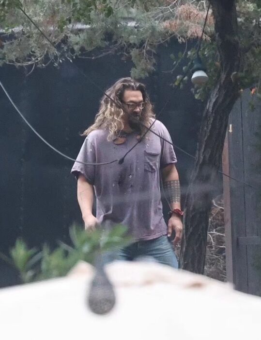 Jason Momoa es captado viviendo en casa rodante tras ruptura con Lisa Bonet