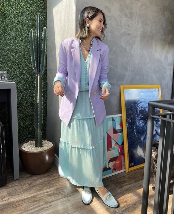 Vestido menta ;20 Maneras de llevar tonos neón pastel en tu outfit