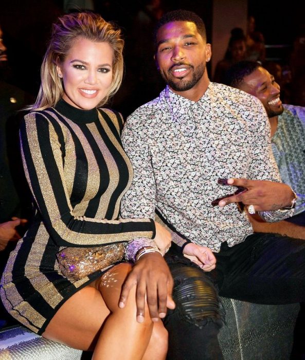 Tristan Thompson junto a Khloe Kardashian 