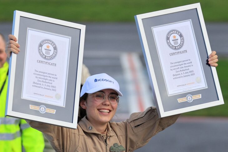 zara rutherford con sus récords guinness