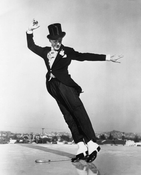 Fred Astaire bailando