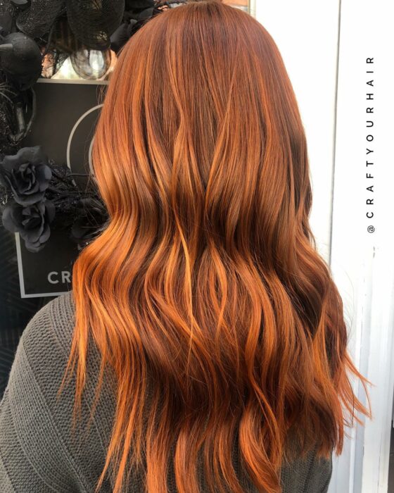 cabello naranja ;Pumpkin spice, el tinte naranja que te enamorará a primera vista 