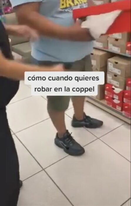 Captura de pantalla del vídeo en TikTok donde un honmbre quiso robar unos tenis 