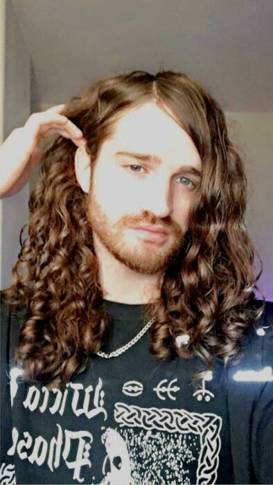 sexy men with long hair 