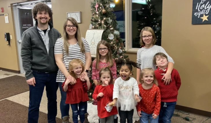 Marc, Beth, Ava, Sadie, Mia, Lucy, Nora and her siblings