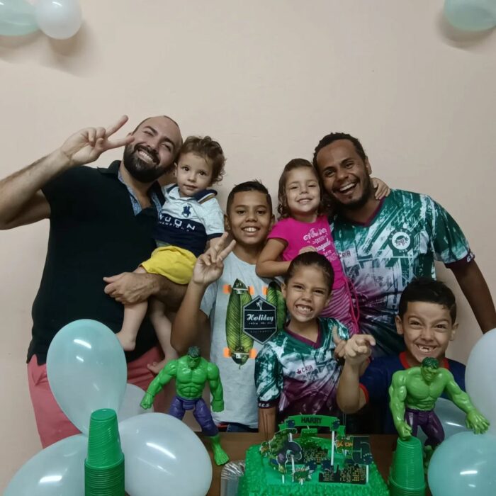 imagen del cumpleaños de unos niños 