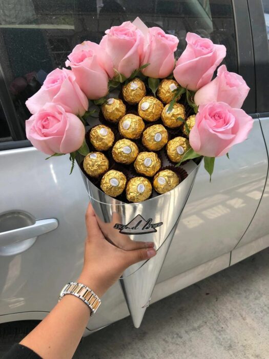 Chocolate bouquet for Valentine's Day