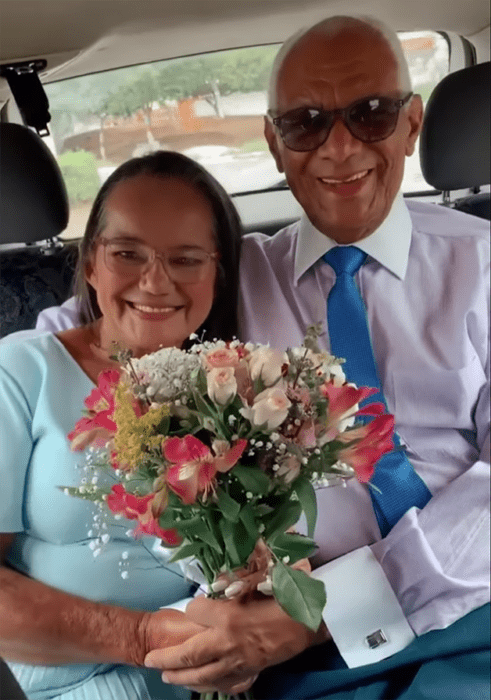 Dira Ferreira and Sebastião Inácio heading to their wedding