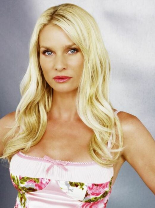 Nicollette Sheridan en Desperate Housewives